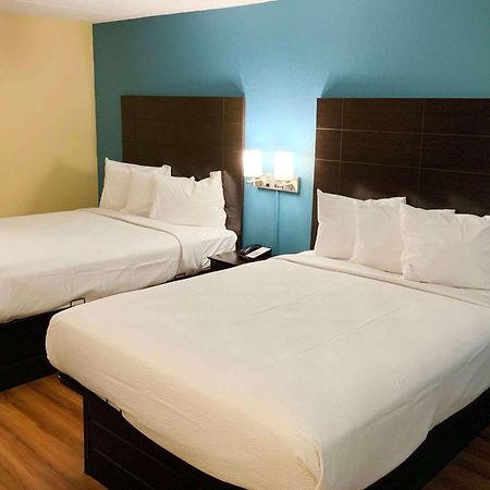 Days Inn By Wyndham Troy Il エクステリア 写真