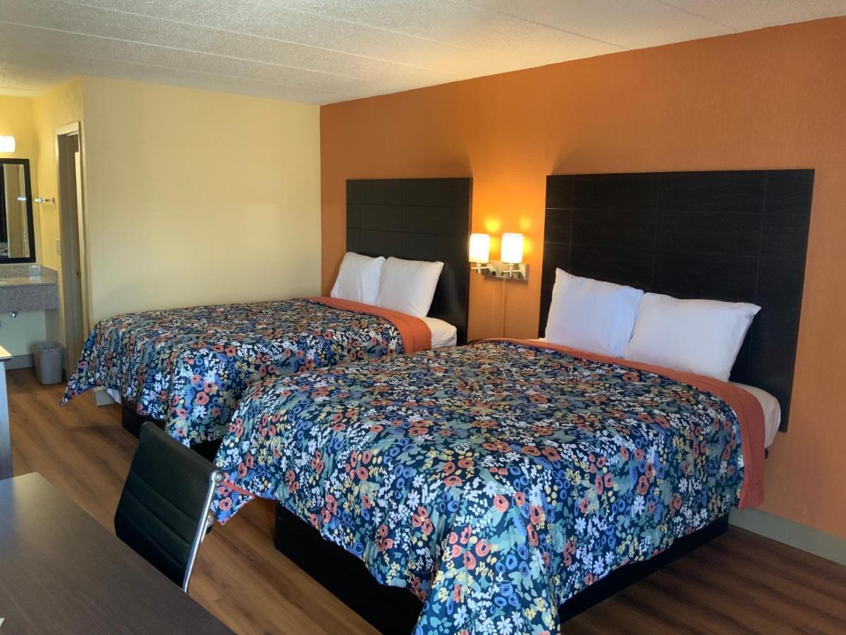 Days Inn By Wyndham Troy Il エクステリア 写真